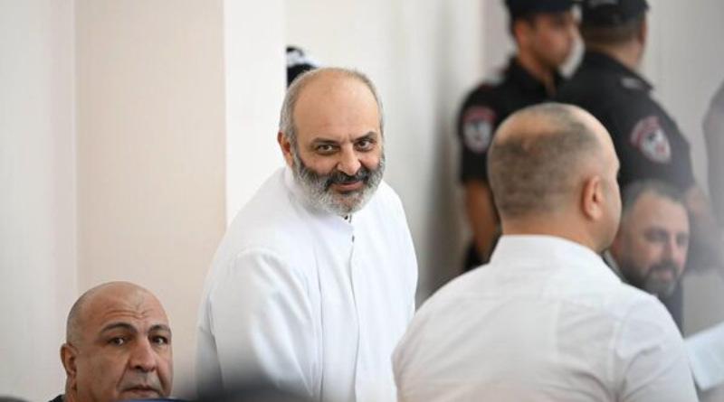 «Սրբազան պայքար» շարժման ներկայացուցիչների դատավարությունը շարունակվում է դռնփակ կարգով